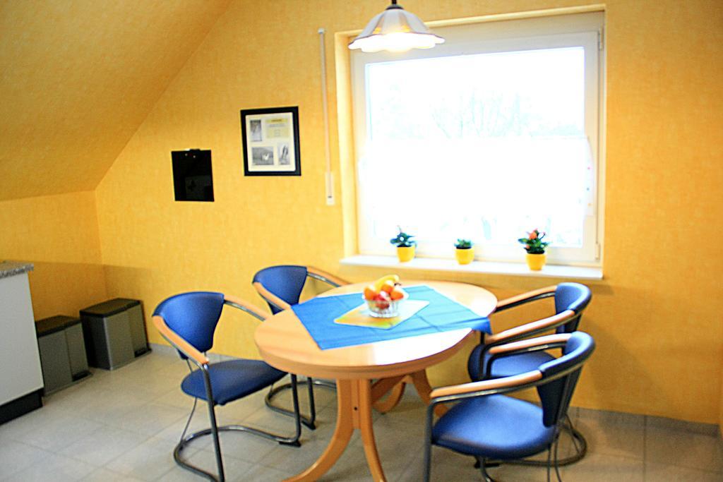 Ferienwohnung Anna Wermelskirchen Habitación foto